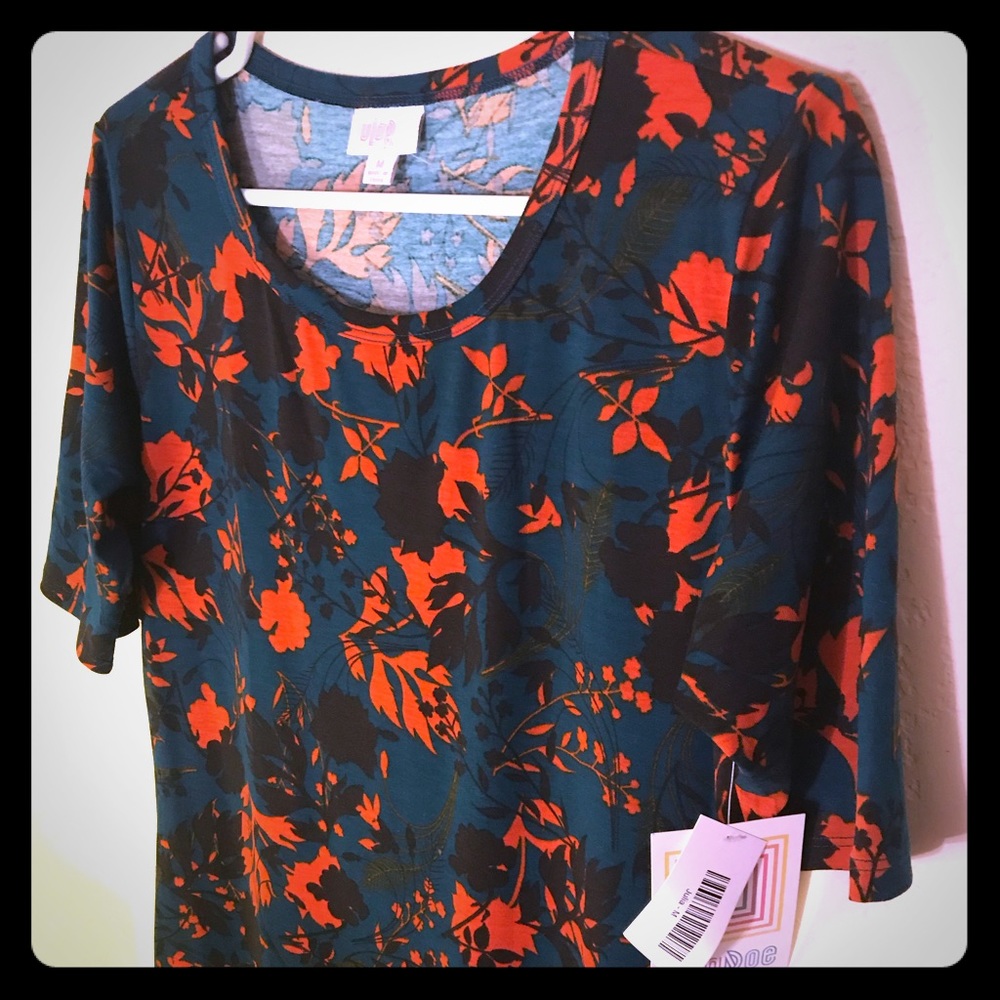 **NEW WITH TAGS** size medium LuLaRoe Julia dress